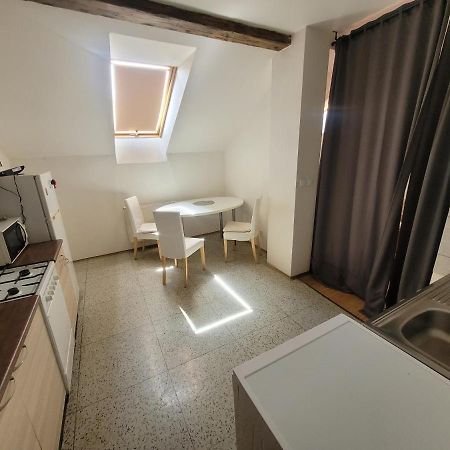 Apartments Zizkov B Prága Kültér fotó